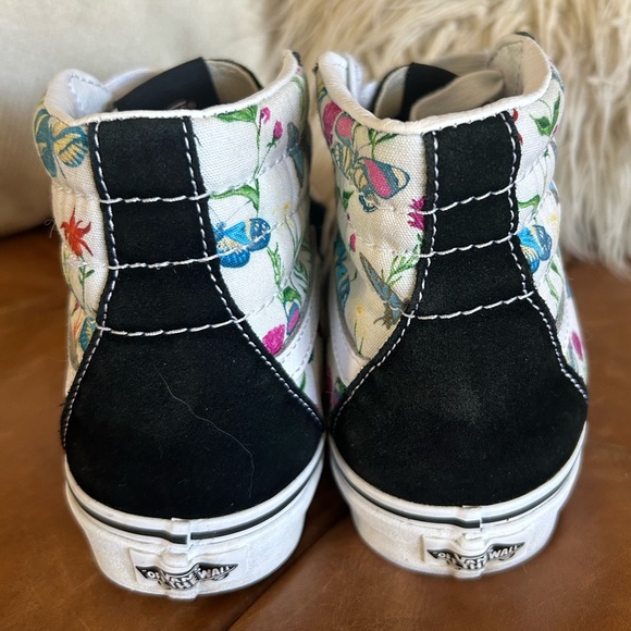 Vans high tops with butterfly accents - Picture 4 of 7
